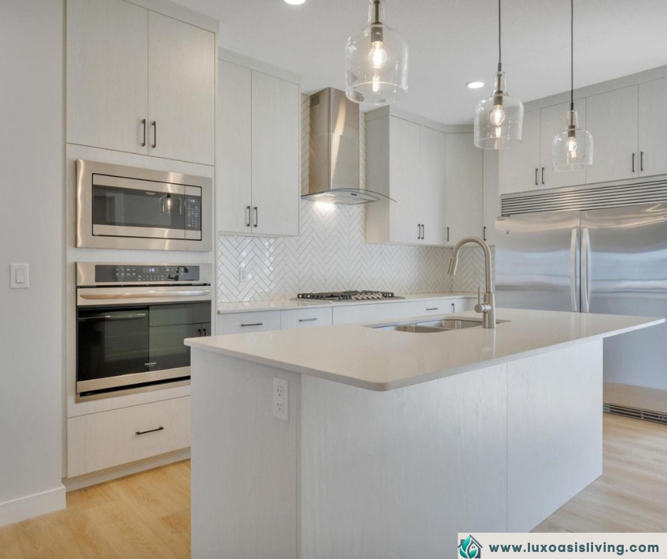 Space, Style, and Convenience: Stunning 3 Bed + Bonus Room House