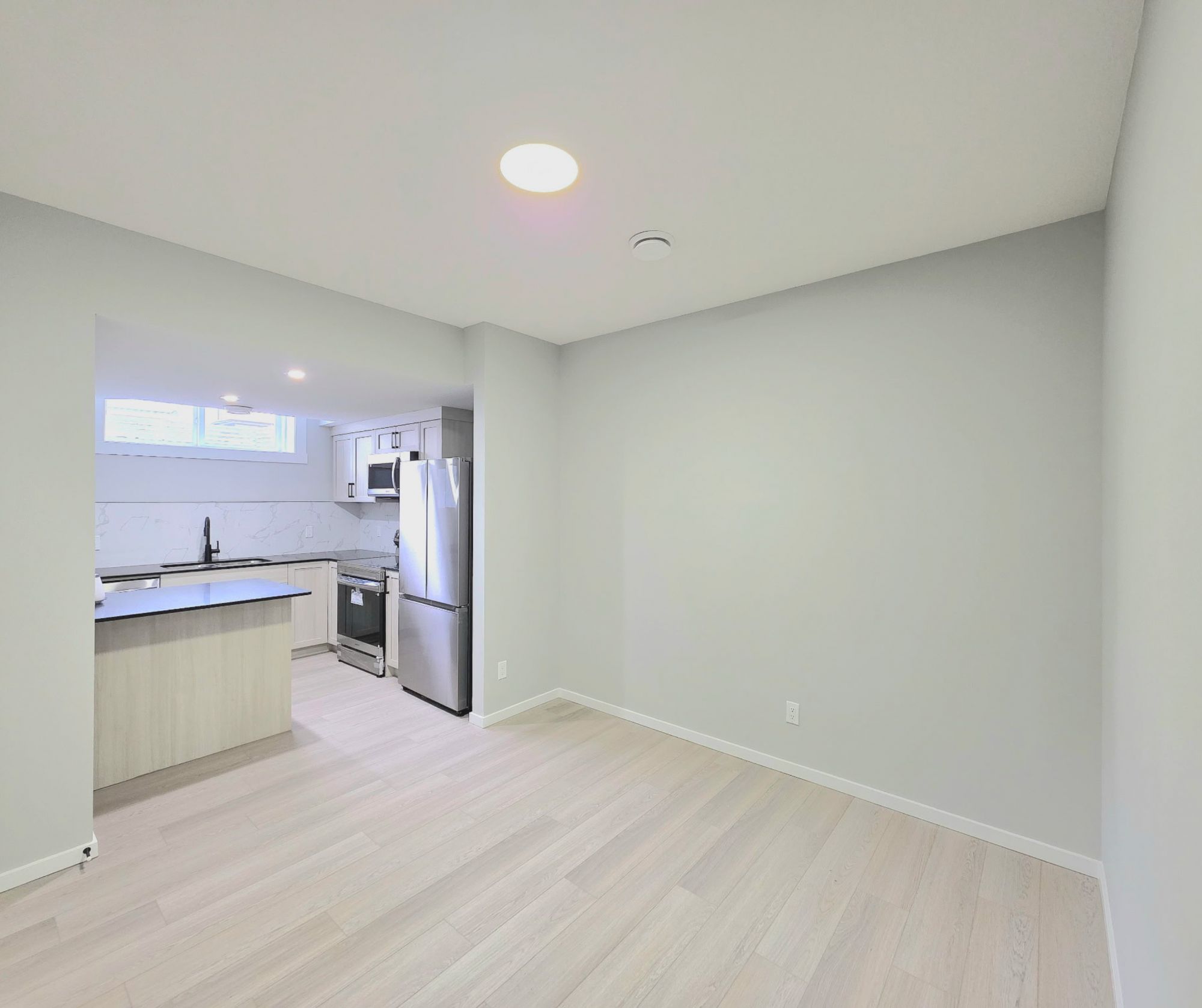 Modern Living & Exclusive Perks: Brand New 2-Bedroom Suite in Chappelle Gardens!