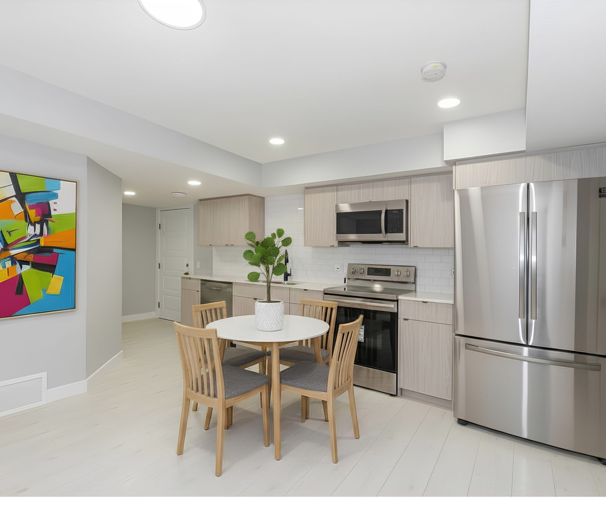 Beautiful air-conditioned one-bedroom basement suite @ Chappelle