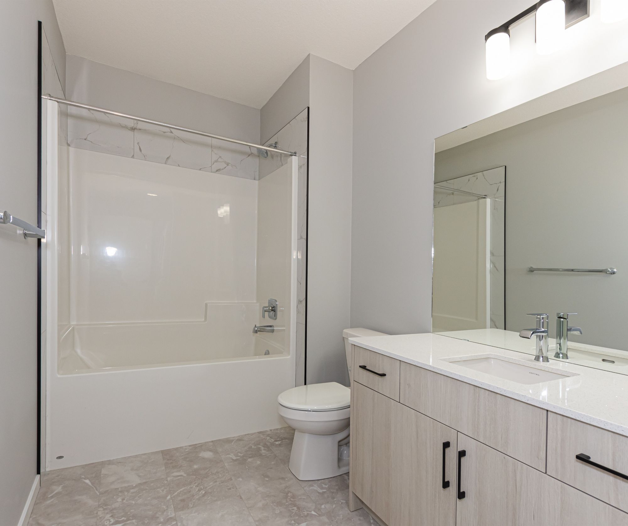 Air-Conditioned Edgemont Basement Suite with Private Entrance & In-Suite Laundry