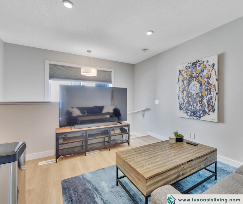 Luxury Garden Suite for Rent in The Orchards — With Private Driveway